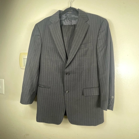 Hart Schaffner Marx Gray Sport Coat with Structured Shoulders  set size 40 R - Picture 2 of 11
